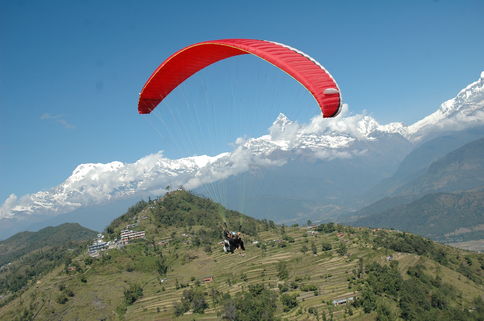 Skärmflygning i Nepal